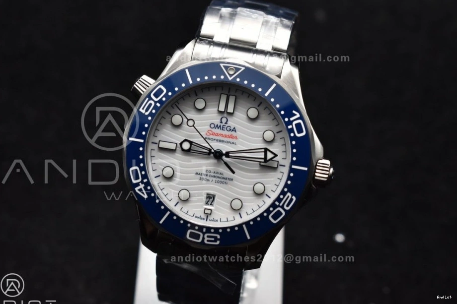 Dial SS A2824 Diver Seamaster Ceramic 300M Edition Blue VSF Bezel 1:1 White SS Best Bracelet on 0404